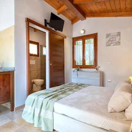 Willa Il Casale Del Sole- Con Depandance E Piscina